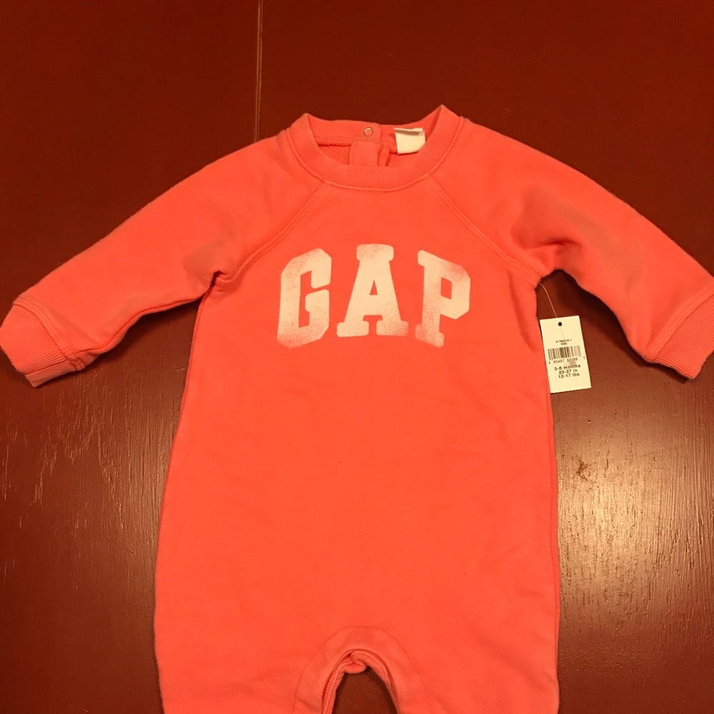 Girl’s sweatsuit body suit
